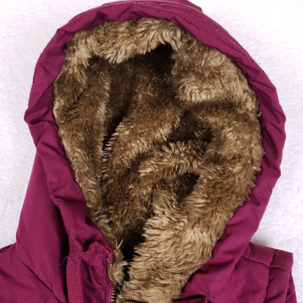 American Eagle‎ Vest Hooded Faux Fur Lined S Magenta Quilted Puffer Streetwear - Picture 3 of 11